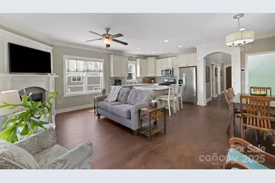 70 Tudor Way, Black Mountain, NC 28711 - Photo 9