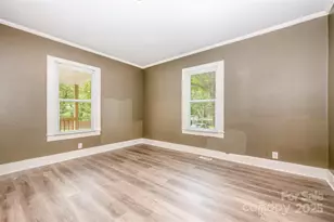 208 Forest St, Clover, SC 29710 - Photo 11