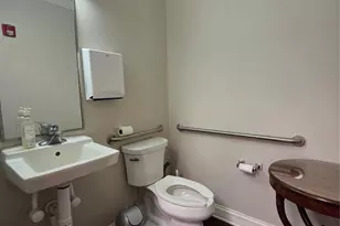 3121 Springbank Ln, Charlotte, NC 28226 - Photo 11