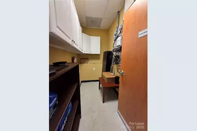 3121 Springbank Lane, Charlotte, NC 28226 - Photo 9