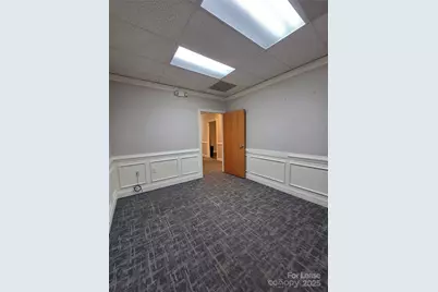 3121 Springbank Lane, Charlotte, NC 28226 - Photo 3