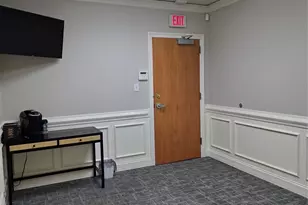 3121 Springbank Ln, Charlotte, NC 28226 - Photo 3