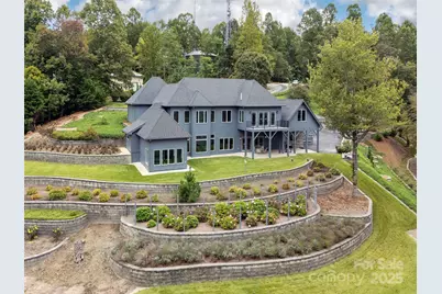 161 Birchwood Drive, Hendersonville, NC 28739 - Photo 3