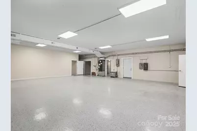 732 Jonesborough Street, Hendersonville, NC 28739 - Photo 11