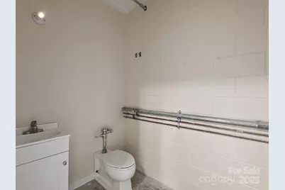 732 Jonesborough Street, Hendersonville, NC 28739 - Photo 17