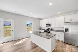 125 Red Cedar Ln, Statesville, NC 28625 - Photo 5