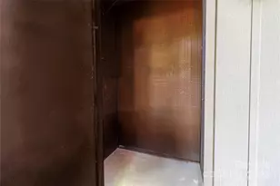 338 Orchard Trace Ln, Charlotte, NC 28213 - Photo 15