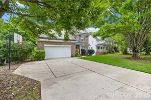 17112 Cambridge Grove Dr, Huntersville, NC 28078 - Photo 3