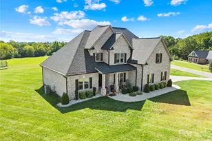 895 Oak Ridge Farms Circle, Newton, NC 28658 - Photo 5