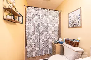 1324 39th St SW, Hickory, NC 28602 - Photo 23