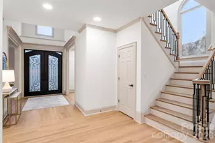 7829 Seton House Ln, Charlotte, NC 28277 - Photo 11