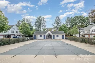 8725 Robinson Forest Dr, Charlotte, NC 28277 - Photo 11