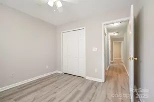 8725 Robinson Forest Dr, Charlotte, NC 28277 - Photo 33