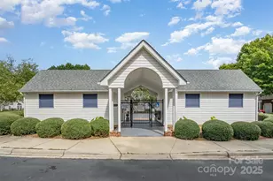 8725 Robinson Forest Dr, Charlotte, NC 28277 - Photo 39