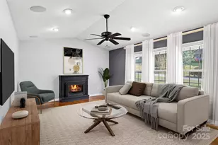 86 Springdale Dr, Marion, NC 28752 - Photo 5