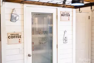 679 Solomon Jones Rd, Cedar Mountain, NC 28718 - Photo 37