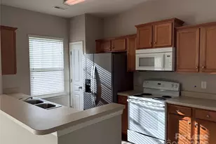 13655 Calloway Glen Dr, Charlotte, NC 28273 - Photo 3