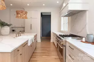 1214 S Kings Dr, Charlotte, NC 28207 - Photo 13