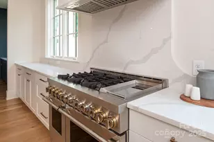 1214 S Kings Dr, Charlotte, NC 28207 - Photo 5