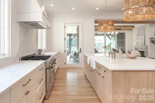 1214 S Kings Dr, Charlotte, NC 28207 - Photo 9