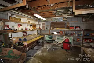 2714 Indian Trail, Lenoir, NC 28645 - Photo 33