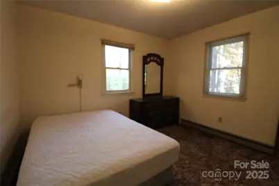 2714 Indian Trail, Lenoir, NC 28645 - Photo 27