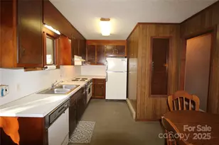 2714 Indian Trail, Lenoir, NC 28645 - Photo 11