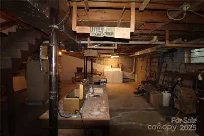 2714 Indian Trail, Lenoir, NC 28645 - Photo 29