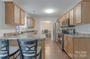 223 Stockbridge Dr, Spartanburg, SC 29301 - Photo 5