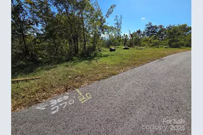 1505 Summit View Drive #20, Canton, NC 28716 - Photo 11