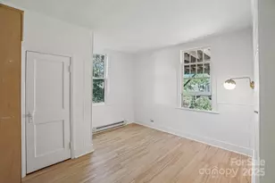 31 Oakwood St, Asheville, NC 28806 - Photo 29