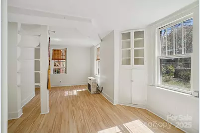 31 Oakwood Street, Asheville, NC 28806 - Photo 21