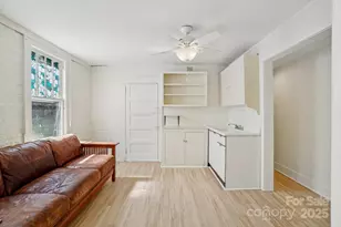 31 Oakwood St, Asheville, NC 28806 - Photo 25