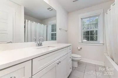 7725 Shalom Drive, Charlotte, NC 28216 - Photo 17