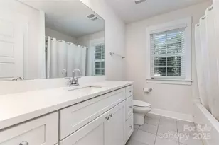 7725 Shalom Dr, Charlotte, NC 28216 - Photo 17