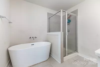 7725 Shalom Drive, Charlotte, NC 28216 - Photo 11