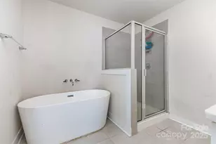 7725 Shalom Dr, Charlotte, NC 28216 - Photo 11