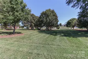 127 Players Park Cir, Statesville, NC 28677 - Photo 41