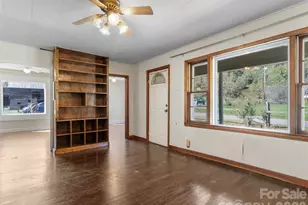 689 Bald Mountain Rd, Burnsville, NC 28714 - Photo 9