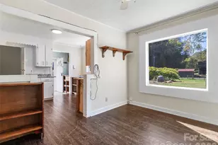 689 Bald Mountain Rd, Burnsville, NC 28714 - Photo 7