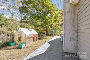 689 Bald Mountain Rd, Burnsville, NC 28714 - Photo 19