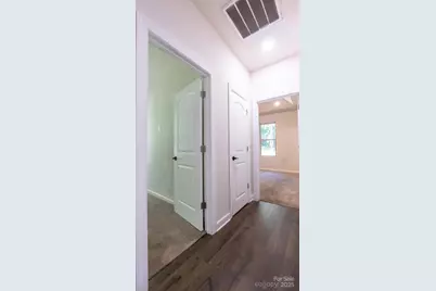 2880 Graceland Avenue, Gastonia, NC 28054 - Photo 11