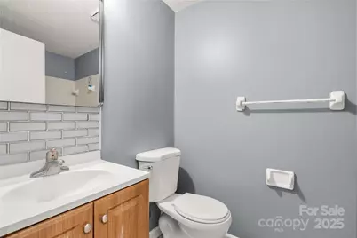 1634 Arlyn Circle #J, Charlotte, NC 28213 - Photo 9