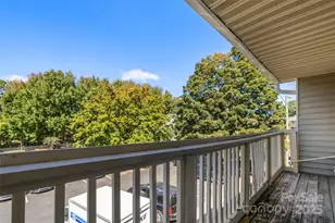 1634 Arlyn Cir, Charlotte, NC 28213 - Photo 13