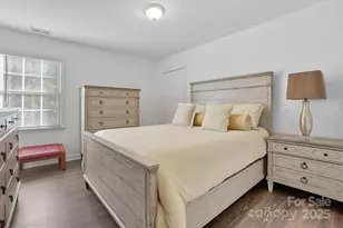 2018 Lasalle St, Charlotte, NC 28216 - Photo 19