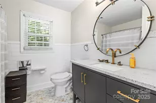 616 Coulwood Dr, Charlotte, NC 28214 - Photo 17