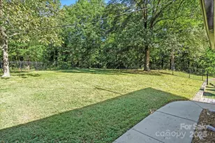 616 Coulwood Dr, Charlotte, NC 28214 - Photo 21