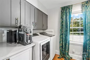 616 Coulwood Dr, Charlotte, NC 28214 - Photo 9