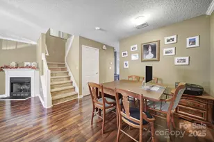 10919 Holly Ridge Blvd, Charlotte, NC 28216 - Photo 3