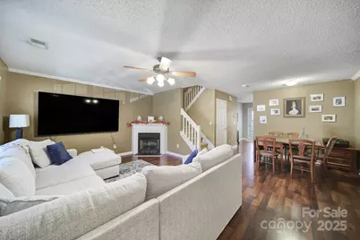 10919 Holly Ridge Boulevard, Charlotte, NC 28216 - Photo 5